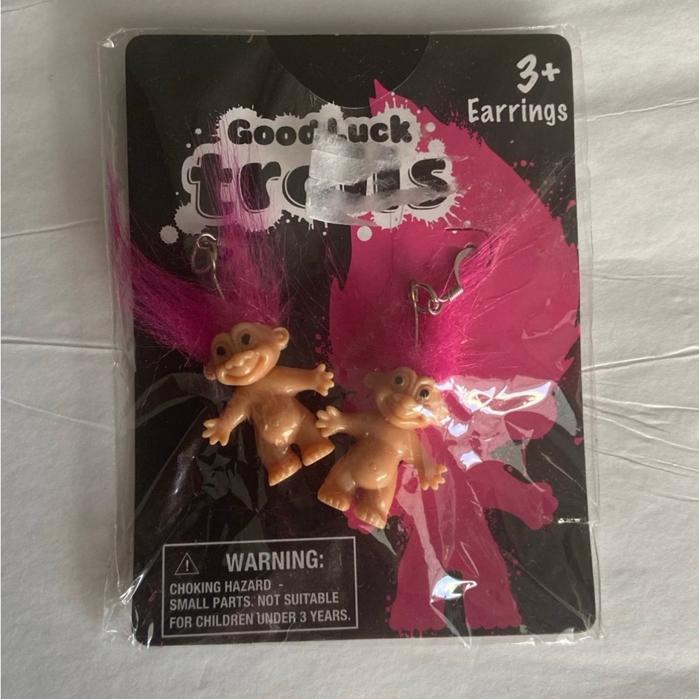 Good Luck Trolls Earrings 2015 Dreamworks New NIB Pink Troll Hair
